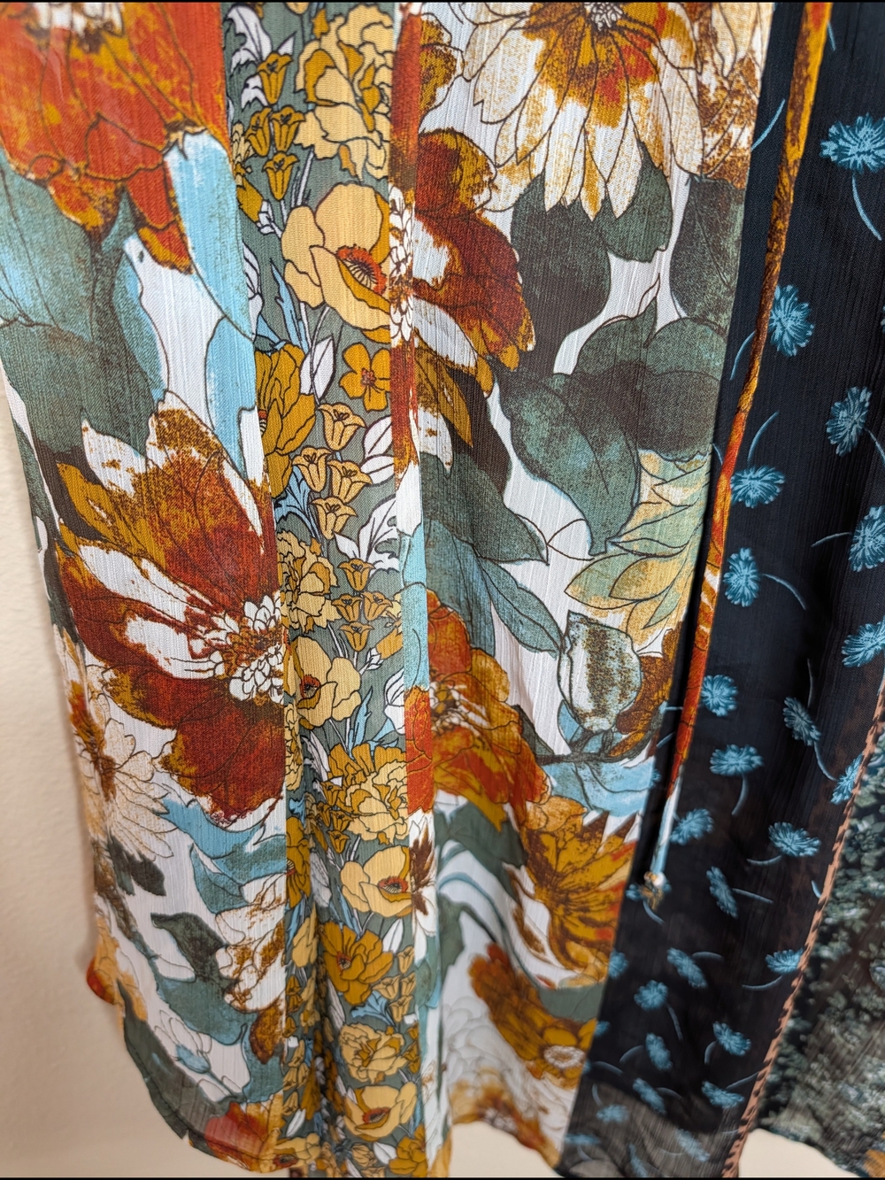 Avenue Mixed Print Peasant Blouse with Attached Tank - 22/24 - Picture 5 of 11